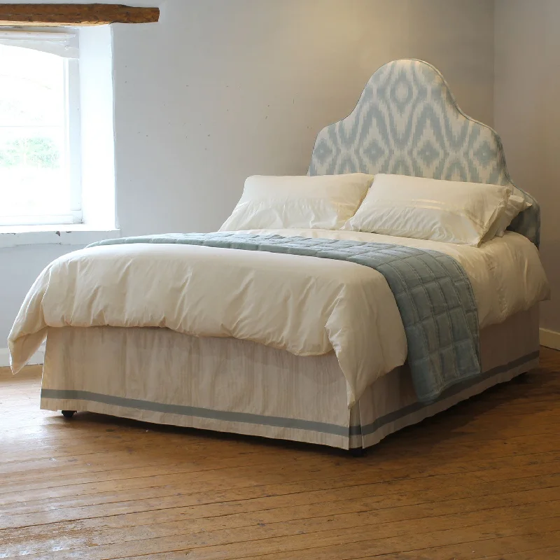 Natural latex and organic cotton blend mattressesBespoke Upholstered Bed with Divan Base - BU1 Natural latex and organic cotton blend mattressesBespoke Upholstered Bed with Divan Base - BU1