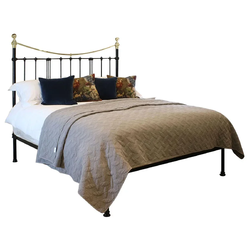 Innerspring mattresses with coil counts for supportSuper King Platform Bed in Black MSK56 Innerspring mattresses with coil counts for supportSuper King Platform Bed in Black MSK56