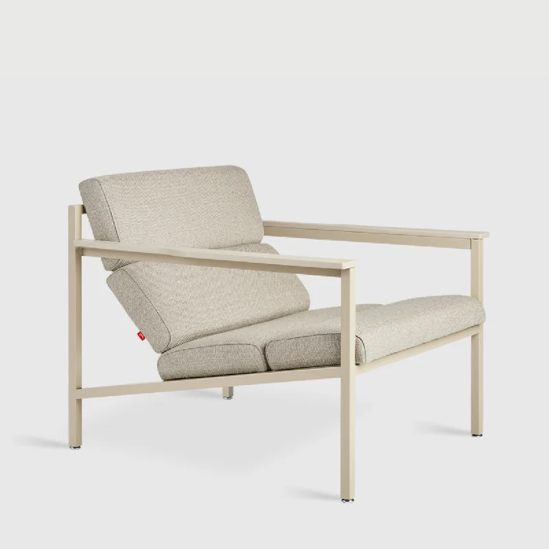 King - size mattresses for spacious master bedroomsHalifax Chair