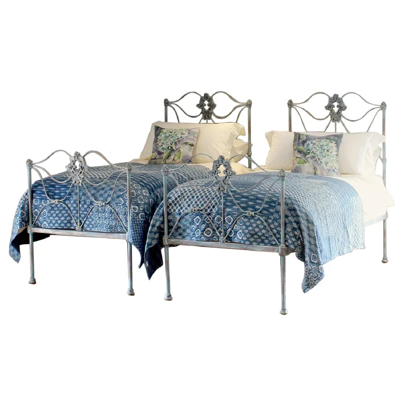 Natural latex and organic cotton blend mattressesMatching Pair of Cast Iron Beds, MP59 Natural latex and organic cotton blend mattressesMatching Pair of Cast Iron Beds, MP59