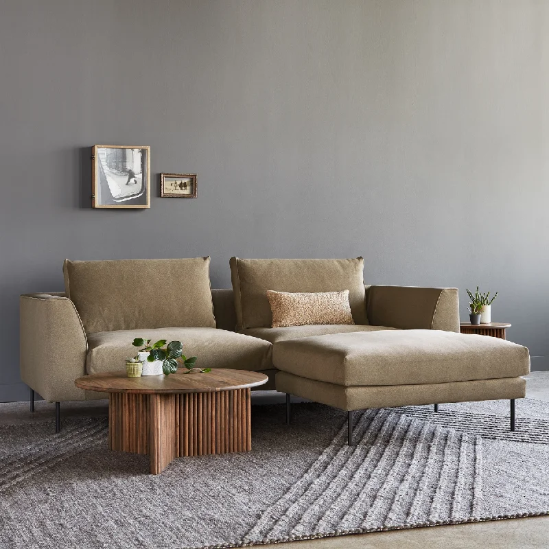Queen - size mattresses for couples and standard bedroomsRenfrew Loft Bi-Sectional Queen - size mattresses for couples and standard bedroomsRenfrew Loft Bi-Sectional